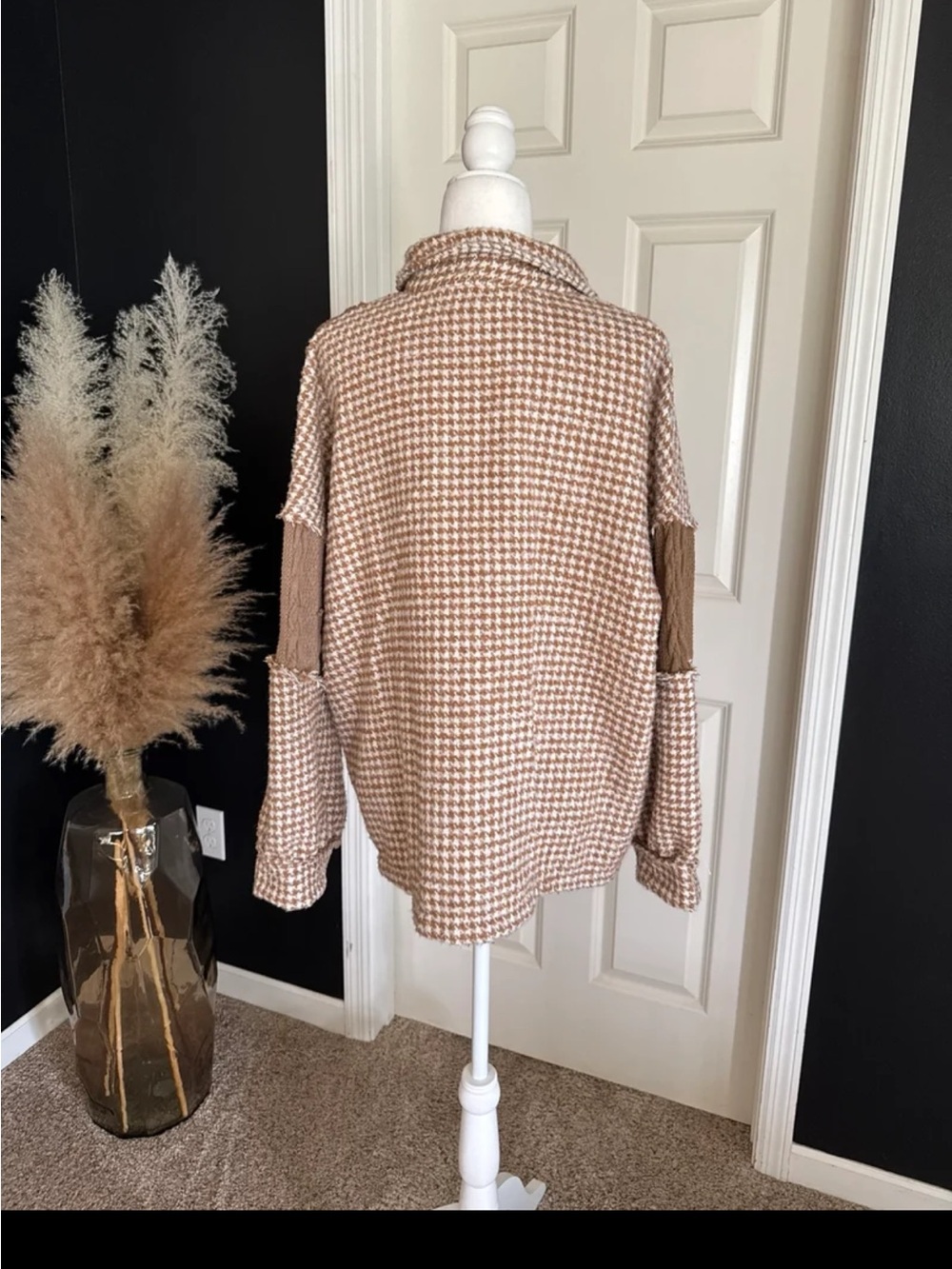 POL Pieced Gingham Jacket Size Oversized Small
Can fit up to a XL - Picture 9 of 12